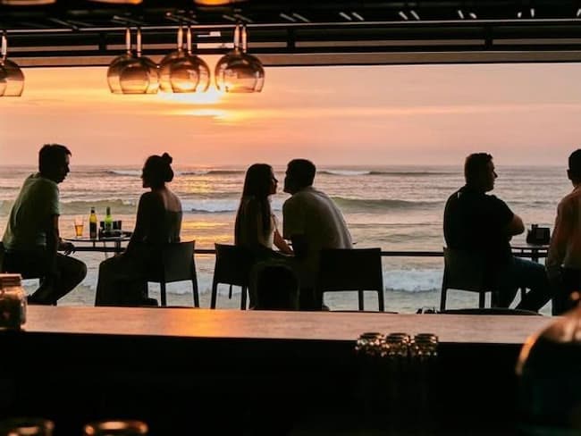 Sunset dinner by the Pacific in Lima